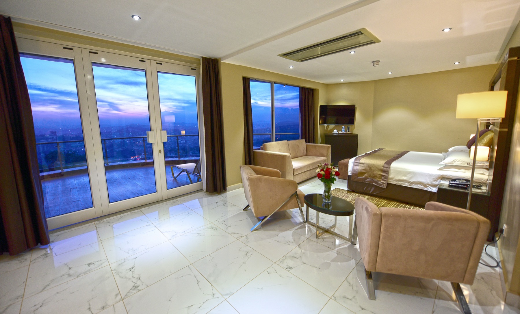 Aruba Terrace, an intimate city-side outdoor venue with curved balcony
