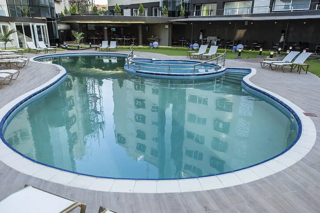 Skyz Hotel Naguru Exterior (2)